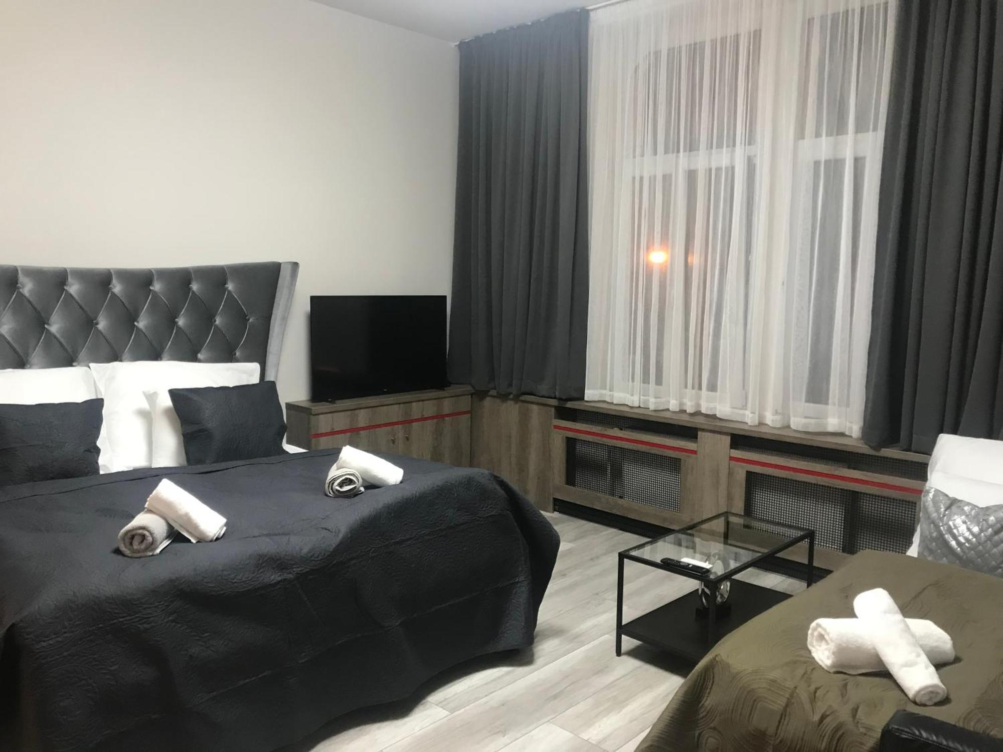 Old Town Boutique Apartments ลิเบอเรซ ห้อง รูปภาพ