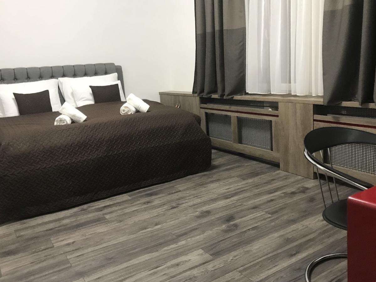 Old Town Boutique Apartments ลิเบอเรซ ภายนอก รูปภาพ