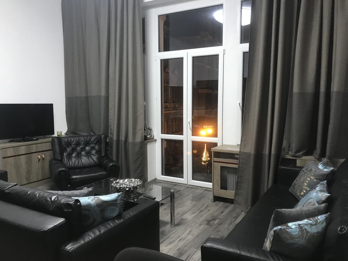 Old Town Boutique Apartments ลิเบอเรซ ภายนอก รูปภาพ