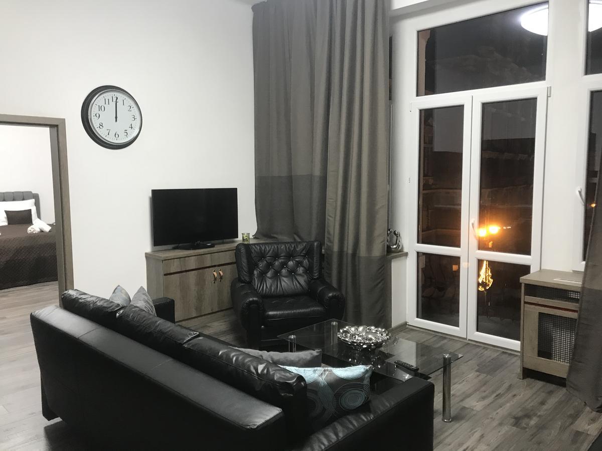 Old Town Boutique Apartments ลิเบอเรซ ภายนอก รูปภาพ