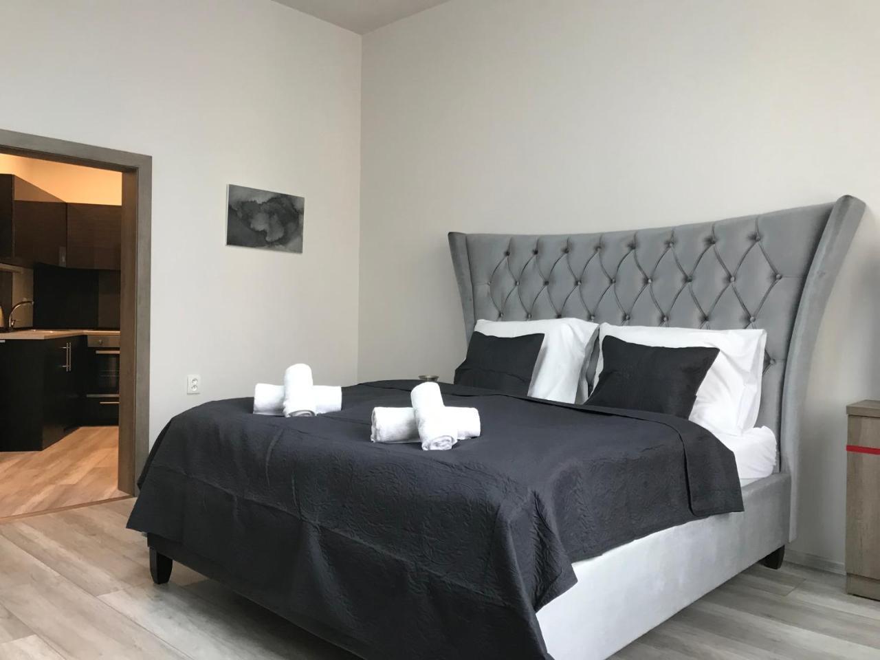 Old Town Boutique Apartments ลิเบอเรซ ภายนอก รูปภาพ