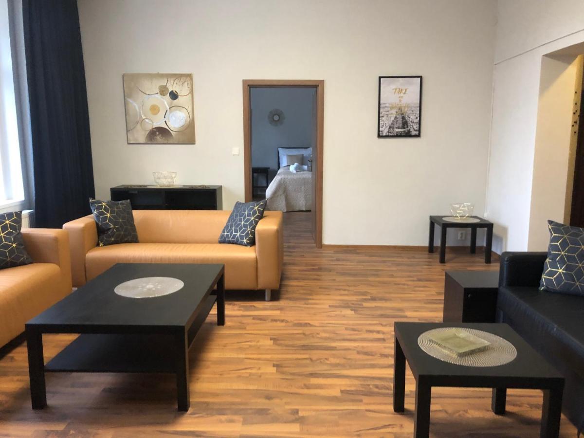 Old Town Boutique Apartments ลิเบอเรซ ภายนอก รูปภาพ